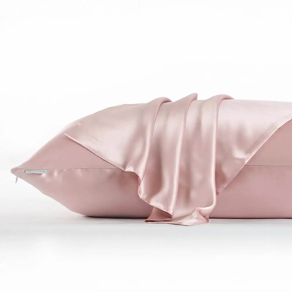 22 Momme Mulberry Silk Pillowcase — Soie